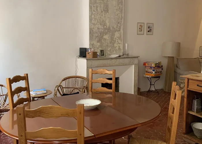 Superbe Appartement Familial En Coeur De Ville Avec Parking - Terrasse Avec Vue