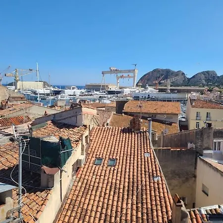 Superbe Appartement Familial En Coeur De Ville - Parking - Petit Dej Sur Demande La Ciotat Exterior photo