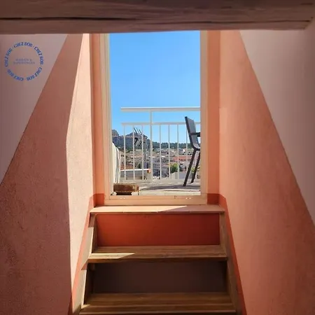 Superbe Appartement Familial En Coeur De Ville - Parking - Petit Dej Sur Demande La Ciotat Exterior photo